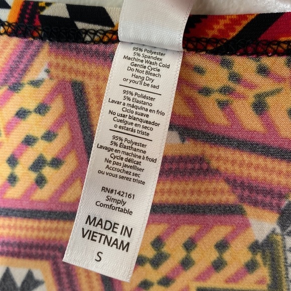 NWT LuLaRoe Classic T size Small - Picture 5 of 8